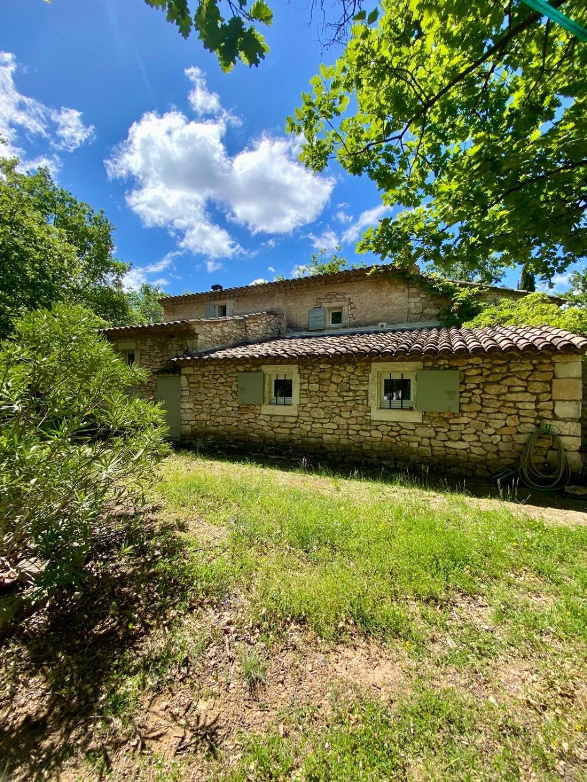 La Bastide Des Chenes Lacoste Villa Lacoste  Exterior photo